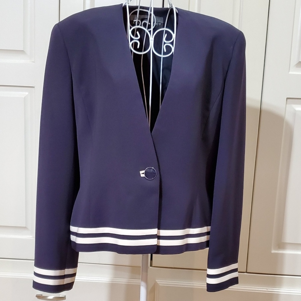 Ellen Tracy Single Button Blazer - image 1